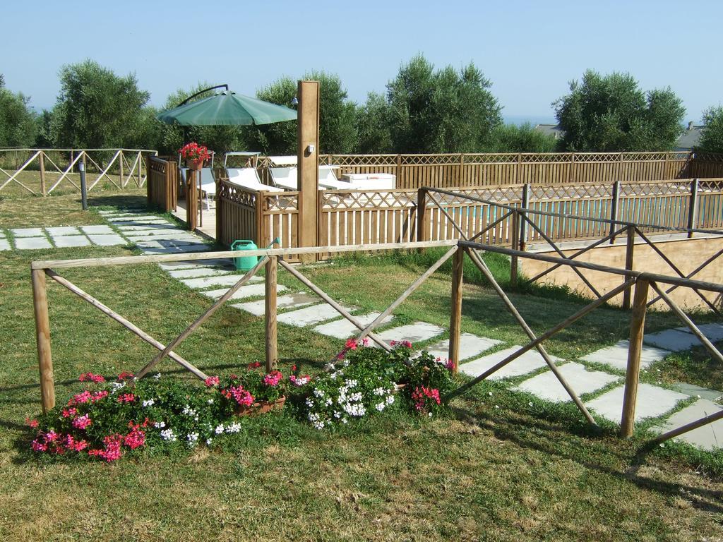 Agriturismo La Casa Della Lavanda - Il Rustico Марина-ди-Монтемарчано Экстерьер фото
