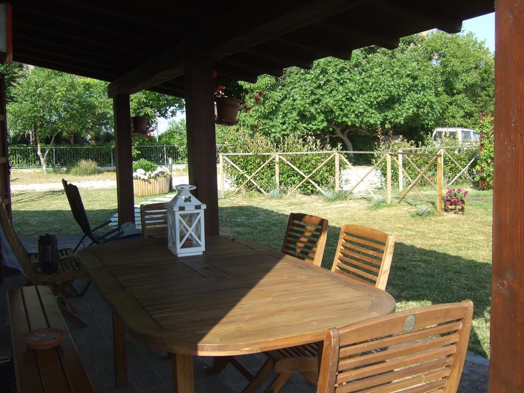 Agriturismo La Casa Della Lavanda - Il Rustico Марина-ди-Монтемарчано Экстерьер фото